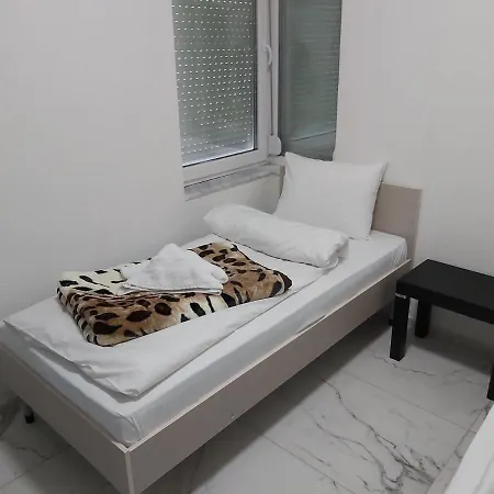Xxl Centar 1 *